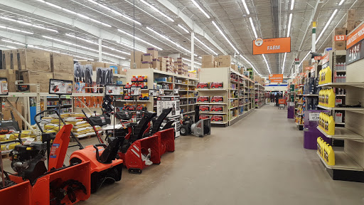 Department Store «Mills Fleet Farm», reviews and photos, 8400 Lakeland Ave N, Brooklyn Park, MN 55445, USA