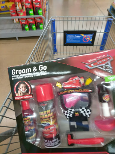 Department Store «Walmart Supercenter», reviews and photos, 3657 E Main St, Whitehall, OH 43213, USA