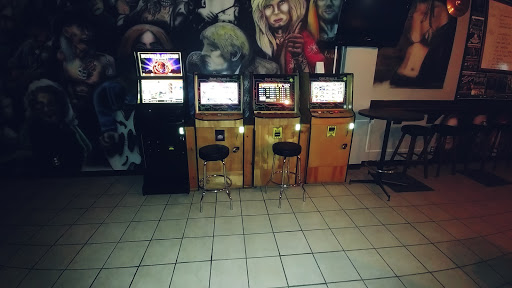 Bar «Phat Headz», reviews and photos, 420 N Clay St, Green Bay, WI 54301, USA