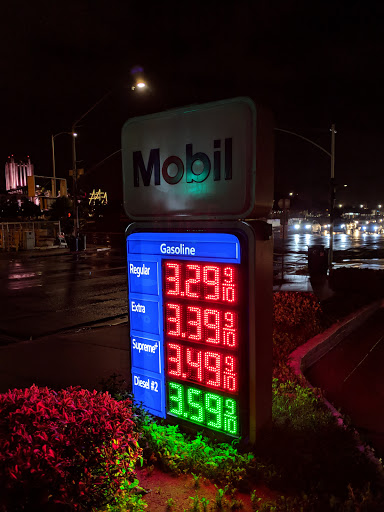 Car Detailing Service «Body Beautiful Carwash - Pacific Hwy», reviews and photos, 2045 Pacific Hwy, San Diego, CA 92101, USA