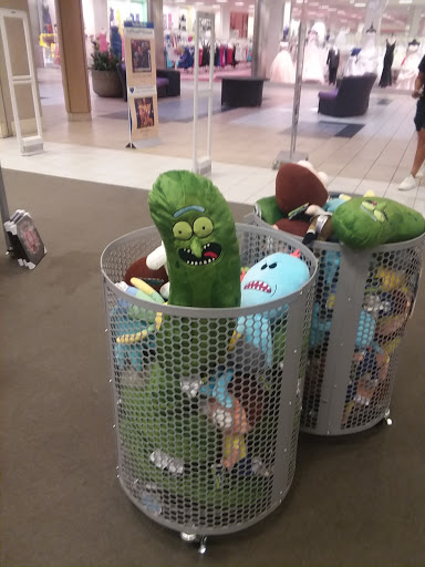 Variety Store «FYE», reviews and photos, 130 Stratford Dr, Bloomingdale, IL 60108, USA