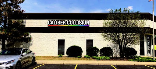 Auto Body Shop «ABRA Auto Body & Glass», reviews and photos, 20 North St, Park Forest, IL 60466, USA