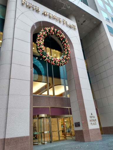 Shopping Mall «Fifth Avenue Place», reviews and photos, 201 Fifth Ave, Pittsburgh, PA 15222, USA