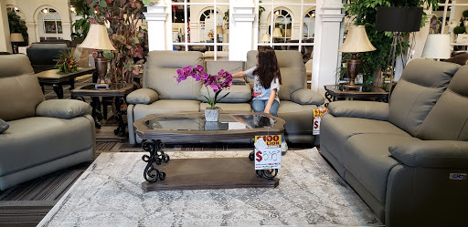 Furniture Store «Ashley Furniture HomeStore», reviews and photos, 14810 North Freeway #100, Houston, TX 77090, USA