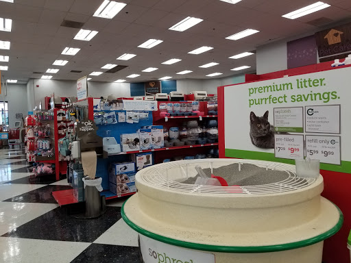 Pet Supply Store «Petco Animal Supplies», reviews and photos, 403 N 8th St, West Dundee, IL 60118, USA