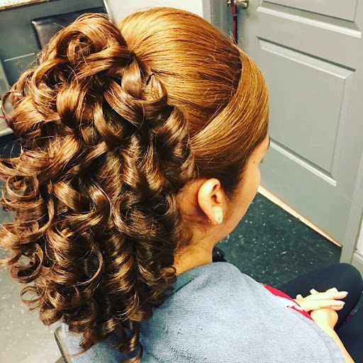 Beauty Salon «Tijeras Magicas Beauty Salon», reviews and photos, 1607 E McKinney St, Denton, TX 76209, USA