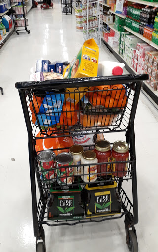 Supermarket «Giant Eagle Supermarket», reviews and photos, 4401 Mayfield Rd, South Euclid, OH 44121, USA