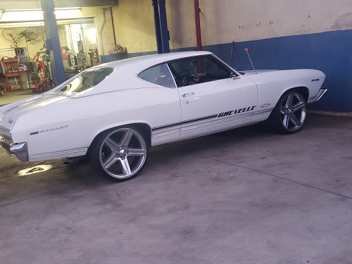 El Tapatio Tires & Auto Repair image