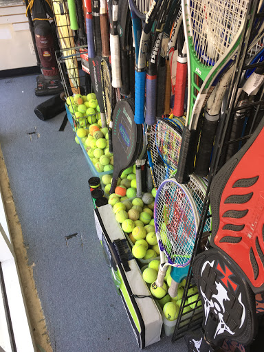 Sporting Goods Store «Play Or Trade Sports», reviews and photos, 12181 Taft St, Hollywood, FL 33026, USA