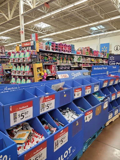 Department Store «Walmart Supercenter», reviews and photos, 23800 Allen Rd, Woodhaven, MI 48183, USA