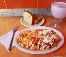 Tortas y tostadas Danny photo