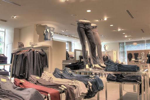 Department Store «Marios», reviews and photos, 833 SW Broadway, Portland, OR 97205, USA