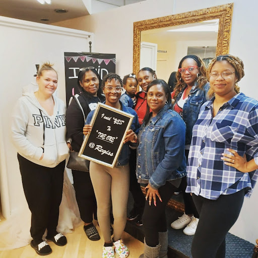 Bridal Shop «Regiss Bridal & Prom - Louisville», reviews and photos, 4216 Outer Loop, Louisville, KY 40219, USA