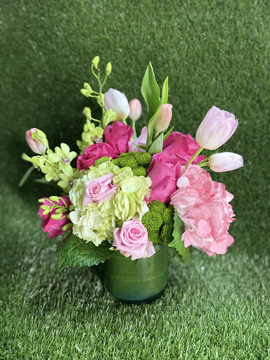 Florist «Floral Creations By Blanca», reviews and photos, 1400 SW 3rd St b, Pompano Beach, FL 33069, USA