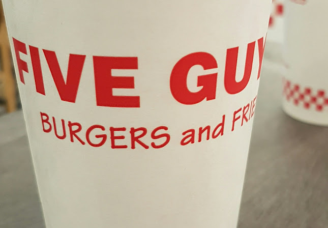 Comments and reviews of Five Guys Edinburgh Fort Kinnaird