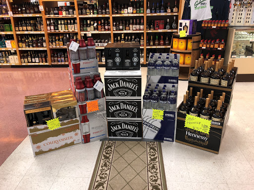 Liquor Store «White Center Liquor», reviews and photos, 9822 15th Ave SW, Seattle, WA 98106, USA