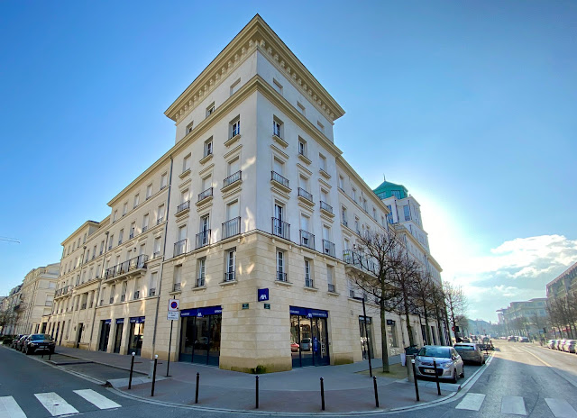 AXA Assurance et Banque Berthelot Associes Chessy