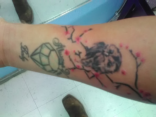 Tattoo Shop «Next Generation Tattoo & Body Piercing», reviews and photos, 1231 E Republic Rd, Springfield, MO 65804, USA