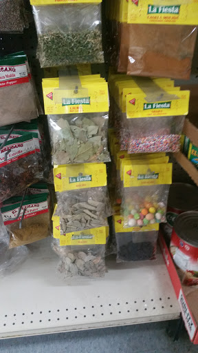 Produce Market «La Fiesta Produce Market», reviews and photos, 1771 7th Ave, Olivehurst, CA 95961, USA