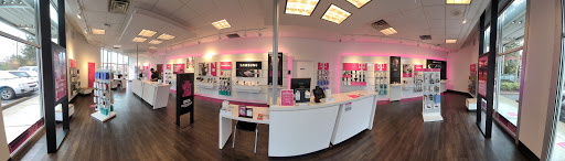 Cell Phone Store «T-Mobile», reviews and photos, 1981 Mohawk Blvd, Springfield, OR 97477, USA