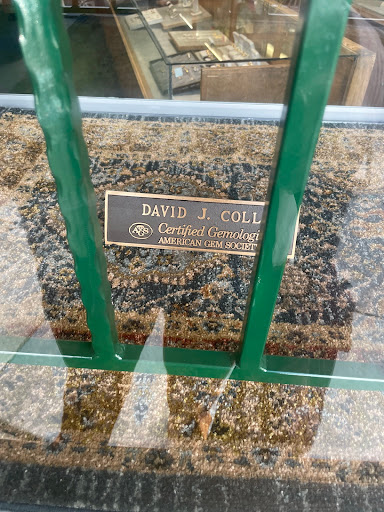 Watch Repair Service «Montclair Jewelers Inc», reviews and photos, 2083 Mountain Blvd, Oakland, CA 94611, USA