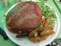 Hamburger du Restaurant L'Heure Tourne à Annecy - n°15