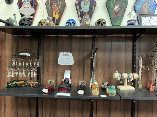 Explore spade tattoo ideas, creative tattoo ideas in Houma, available at Black Pearl Tattoo Co