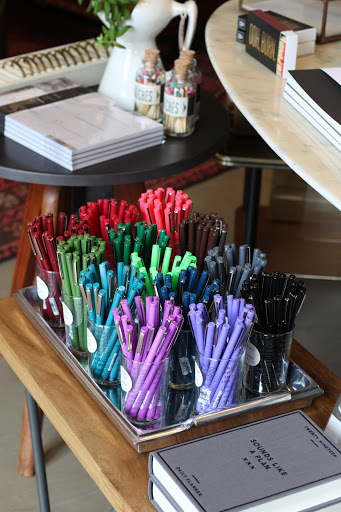 Gift Shop «Read Between The Lines», reviews and photos, 2412 Victory Park Ln, Dallas, TX 75219, USA