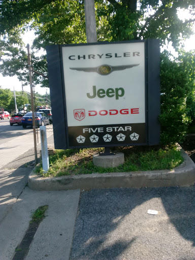 Chrysler Dealer «Larchmont Chrysler Jeep Dodge», reviews and photos, 2533 Boston Post Rd, Larchmont, NY 10538, USA