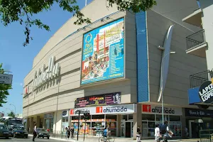 Plaza del Sol image