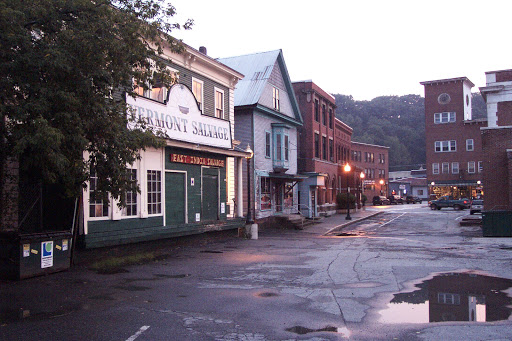 Surplus Store «Vermont Salvage Exchange», reviews and photos, 4 Gates St, White River Junction, VT 05001, USA