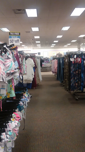Clothing Store «Bealls Department Store», reviews and photos, 3701 Tamiami Trail E, Naples, FL 34112, USA