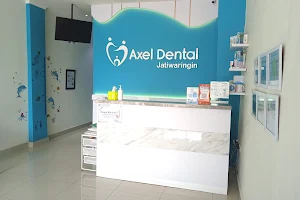 Axel Dental Jatiwaringin - Klinik Gigi Pilihan Keluarga Indonesia image