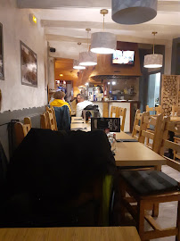 Atmosphère du Restaurant Le pub à Gérardmer - n°5