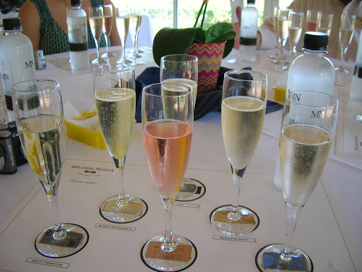 Wine Bar «Memorial Wine Cellar», reviews and photos, 7951 Katy Fwy, Houston, TX 77024, USA