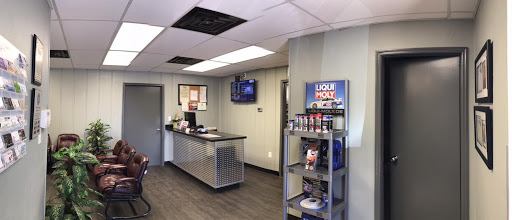 Auto Repair Shop «Auto Works of Brandon», reviews and photos, 211 N Kings Ave, Brandon, FL 33510, USA