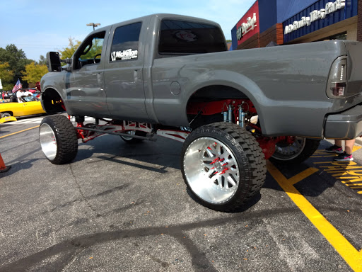 Auto Parts Store «Pep Boys Auto Parts & Service», reviews and photos, 7311 Ritchie Hwy, Glen Burnie, MD 21061, USA