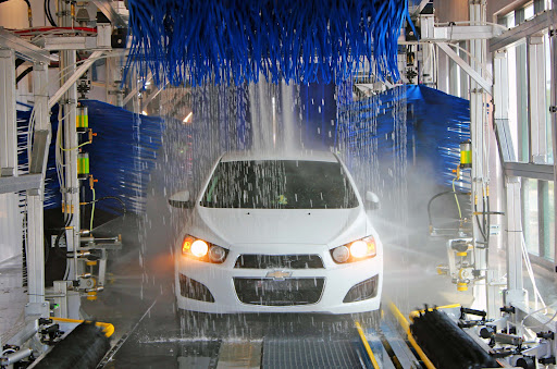 Caliber Car Wash en Arlington