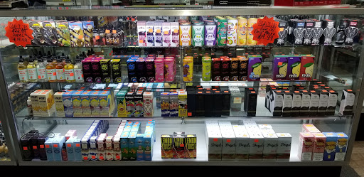 Tobacco Shop «Illusion Smoke Shop», reviews and photos, 4809 Laguna Blvd # 110, Elk Grove, CA 95758, USA