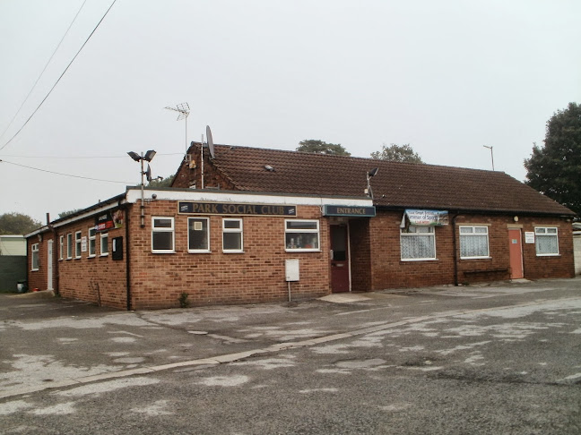 Comments and reviews of Edenthorpe - Park Social Club (Waggies)