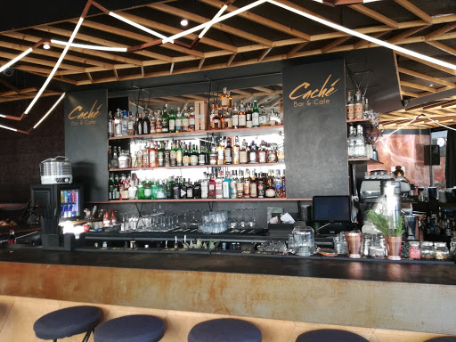 Caché Bar & Cafe