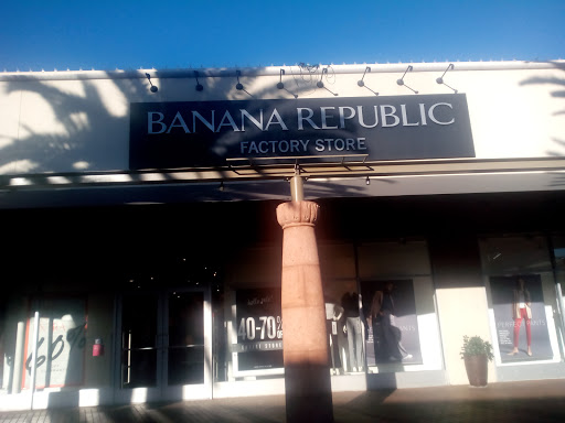 Clothing Store «Banana Republic Factory Store», reviews and photos, 100 Citadel Dr, Commerce, CA 90040, USA