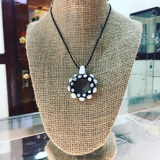 Tobacco Shop «La Tia Smoke Shop», reviews and photos, 154 Maverick St, East Boston, MA 02128, USA