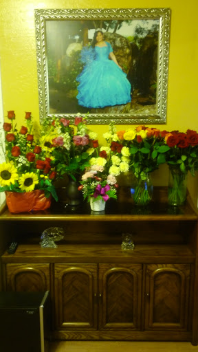 Wholesale Florist «Oakland Flower Market», reviews and photos, 821 Jefferson St, Oakland, CA 94607, USA