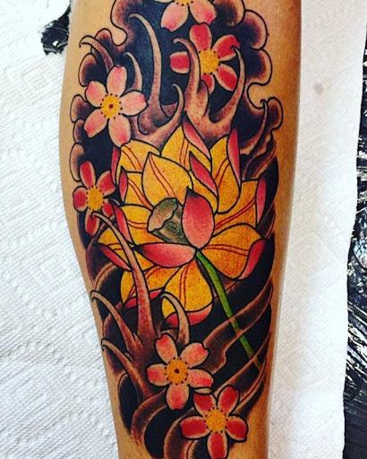 Explore big sis lil sis tattoo ideas, creative tattoo ideas in Roanoke, available at Skin Thrills Tattoo & Body Piercing Studio