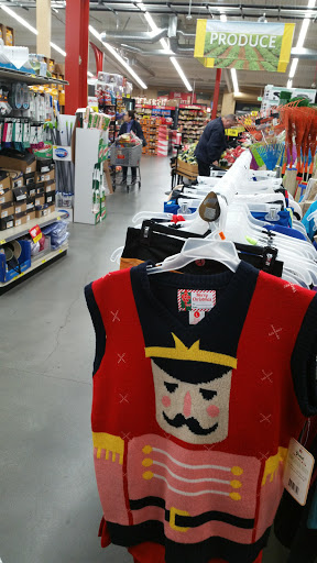 Grocery Store «Grocery Outlet Bargain Market», reviews and photos, 125 Hickey Blvd, South San Francisco, CA 94080, USA