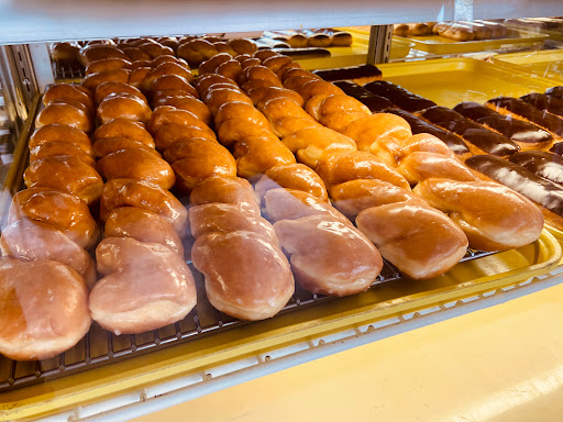 Donut Shop «Donut Fantasy», reviews and photos, 1731 W Bullard Ave #111, Fresno, CA 93711, USA