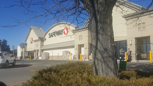 Grocery Store «Safeway», reviews and photos, 7375 E Arapahoe Rd, Englewood, CO 80112, USA