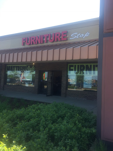 Furniture Store «Furniture Stop», reviews and photos, 926 W Dundee Rd, Arlington Heights, IL 60004, USA