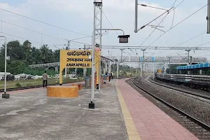 Anakapalli Railway Station Parking image